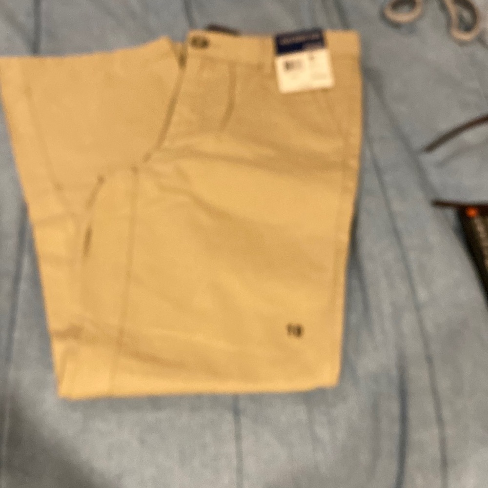 New NWT Basic Edition flat front pants size 10 boot cut